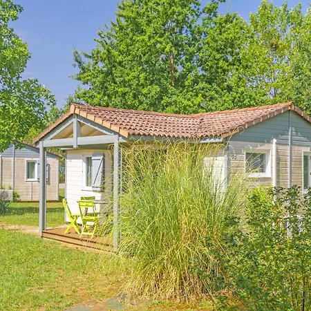 By The River In Nouvelle-aquitaine Holiday home *