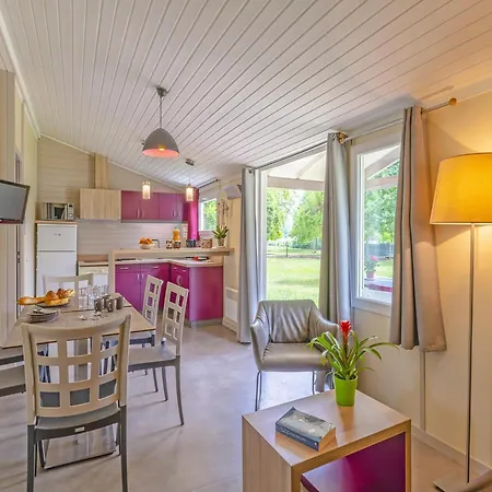 By The River In Nouvelle-aquitaine Castelmoron-sur-Lot